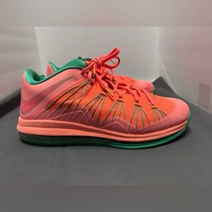 Nike Air Max LeBron X Low Bright Mango Watermelon Men's Size 12  579765-801